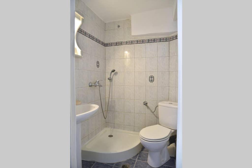 A Modern Bright Studio In The Center Of Kastoria Exteriér fotografie